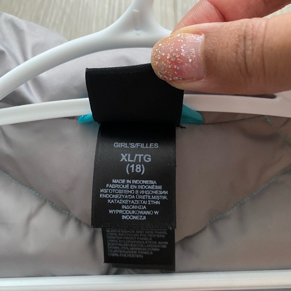 Girls The North Face puffer jacket - Picture 7 of 8